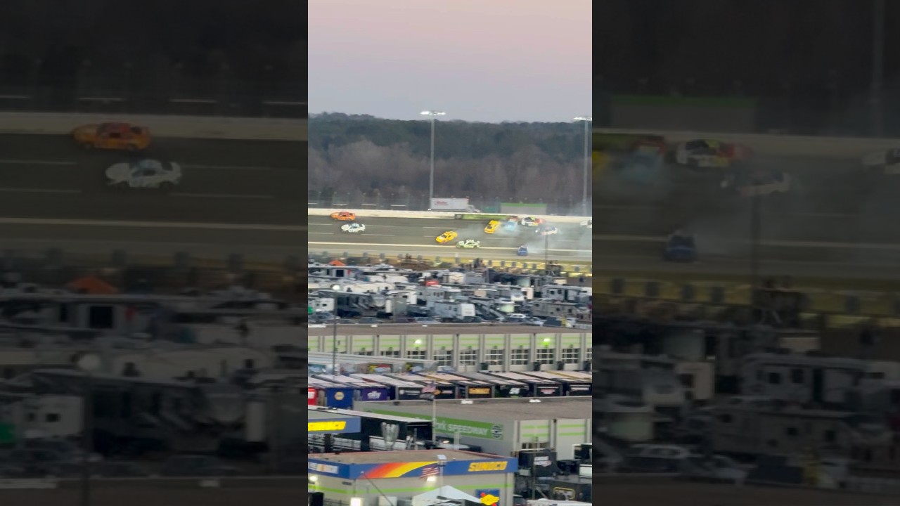 William Byron Triggers Late Big One - NASCAR Cup Series Autotrader 400 at EchoPark Speedway