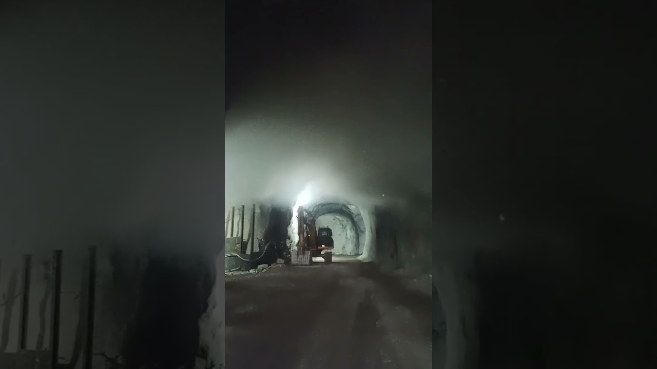 HARMFUL GASES INSIDE TUNNEL #civil #civilengineering #danger #dangerous #smoke