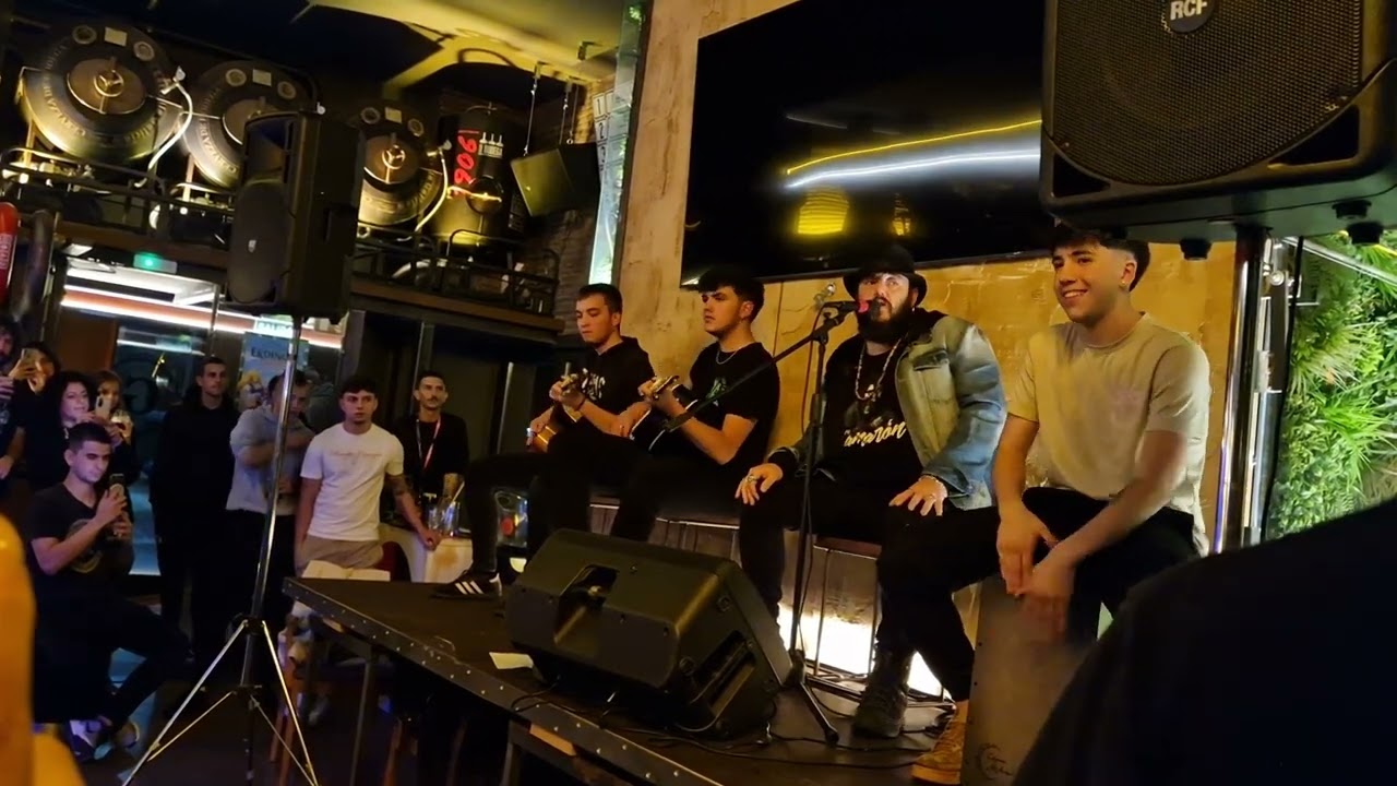LINAJE CON KUTXI ROMERO ACUSTICO BANDA DE ROCK BERRIOZAR!!!