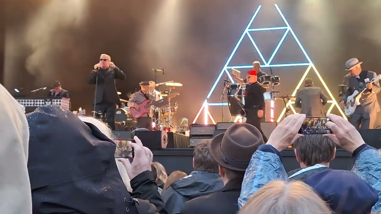 Madness - Night Boat To Cairo (2025-06-04 - Live at Liseberg, Gothenburg)