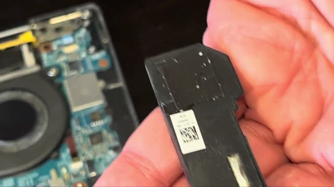 Dell XPS 13 9320 complete teardown. Replace or upgrade: RAM, SSD, LCD and more. DIY test and repair.