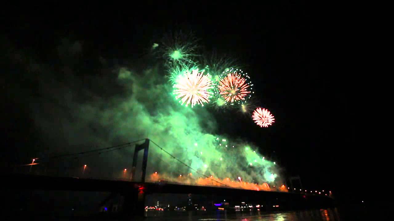 Duisburg Ruhrort Hafenfest 2014 Das Feuerwerk