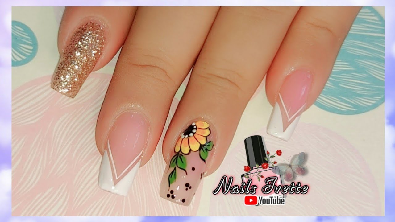 Diseño de Uñas sencillas y elegantes / Uñas decoradas con frances uv / Diseño de uñas flor sencilla