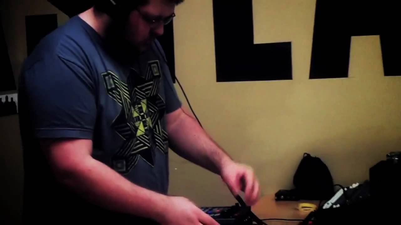 KNOCKSTEADY LIVE - JONWAYNE