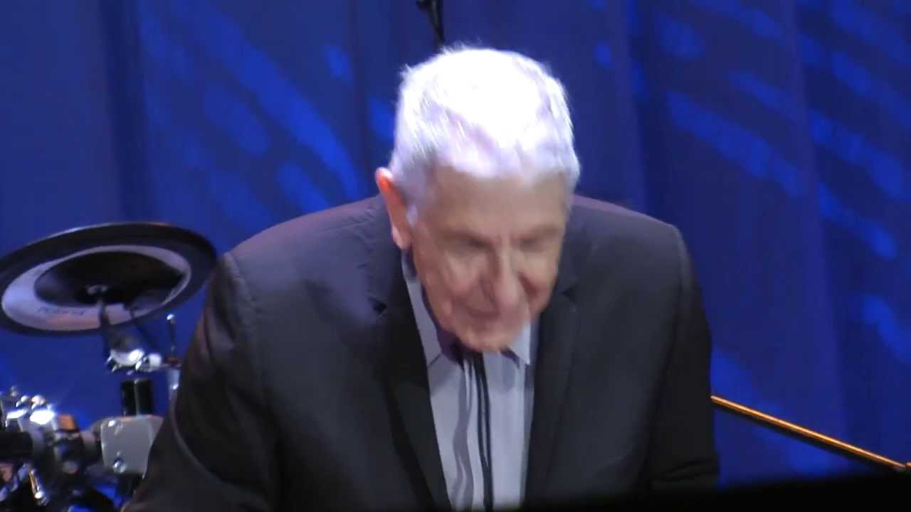 Leonard Cohen :I tried to leave you and Save the last dance for me:Manchester Arena 31-8-13