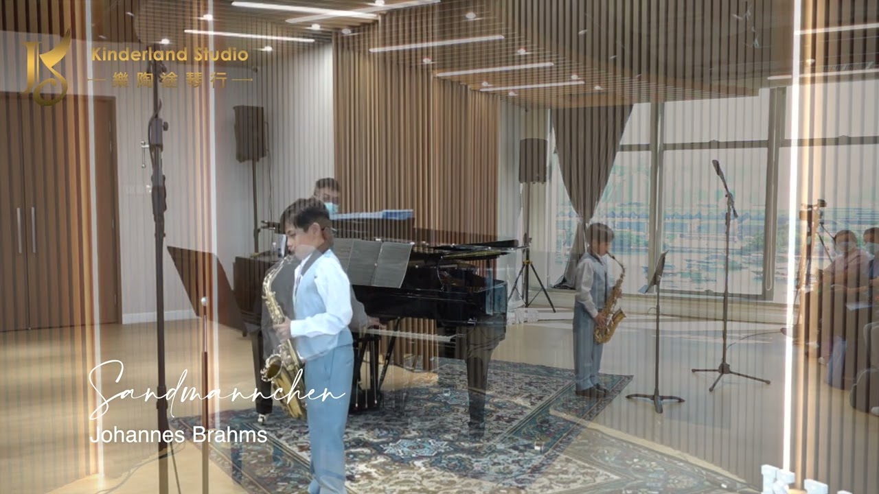 Sandm&auml;nnchen by Johanne Brahms (Saxophone Solo)