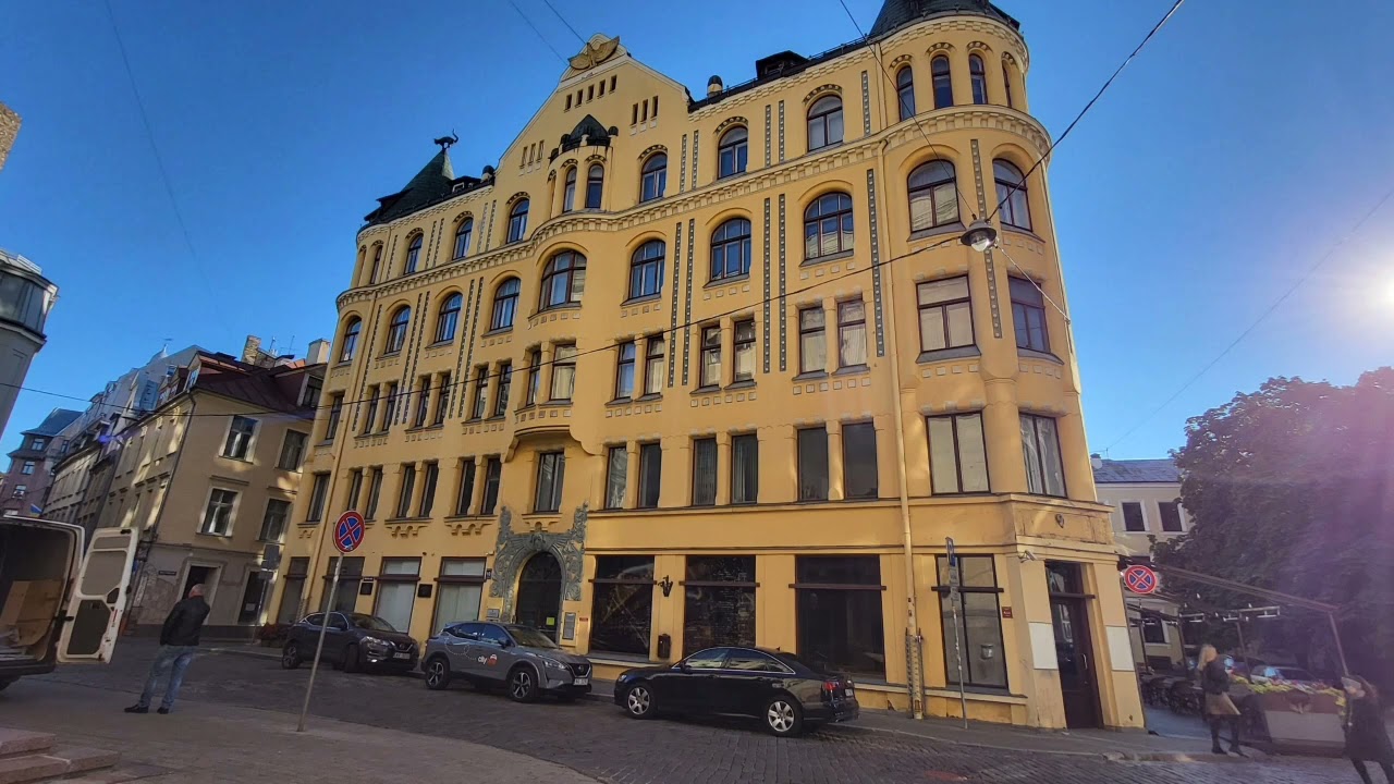 Riga Old Town, and Pullman Room Tour