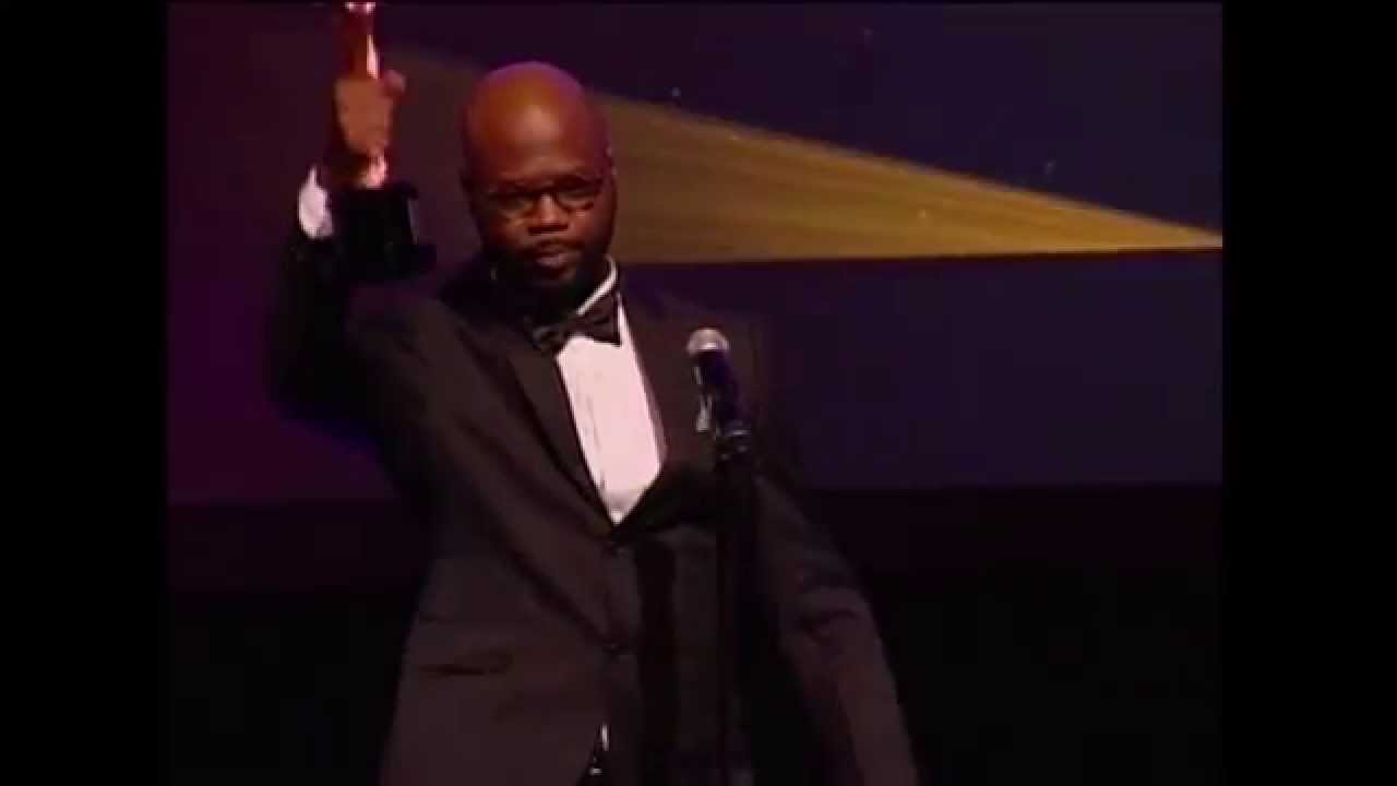 Lavado Stubbs receives the 2014 Icon Award in Entertainment