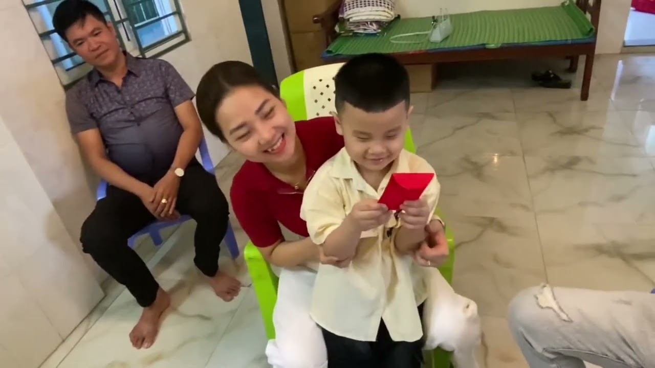 Vui Tết cổ truyền dòng họ nội ngoại gia đình mình 