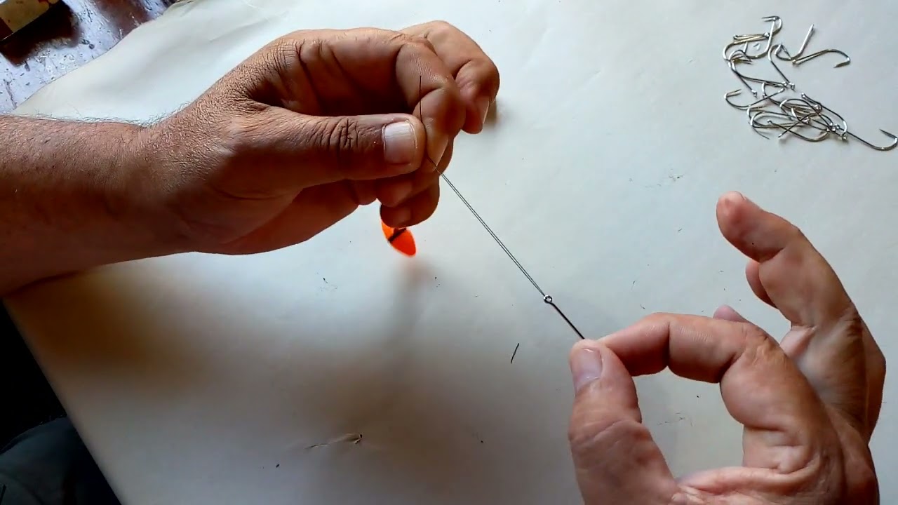 CÓMO CARGAR UNA BOYA YOYO Y ATAR UN ANZUELO.