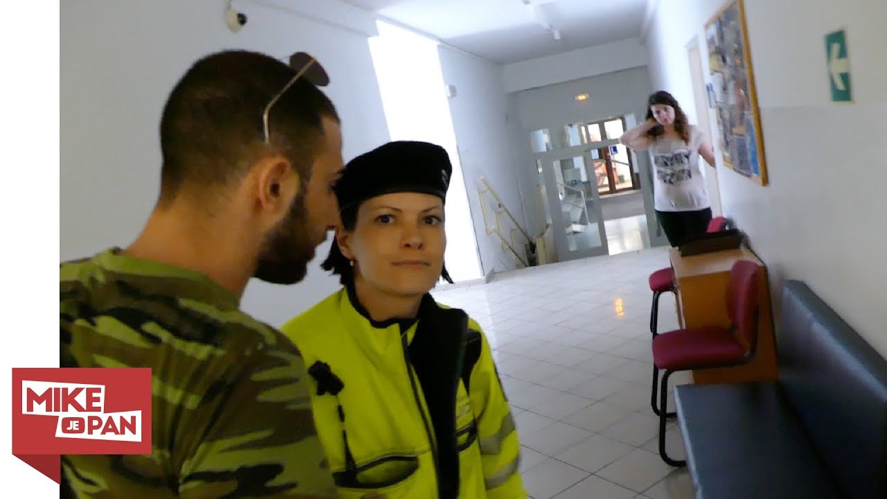 MĚ&Scaron;ŤAČKA MI UKRADLA PEN&Iacute;ZE A ZNIČILA FOŤ&Aacute;K! - MikeJePan