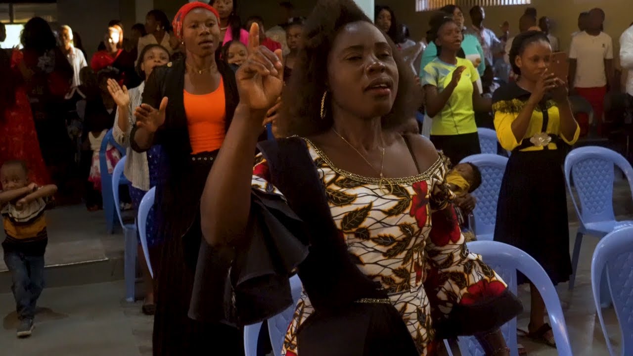 PATIENT BUZANGU UNIJAZE YESU  {concert EBEN EZER } 