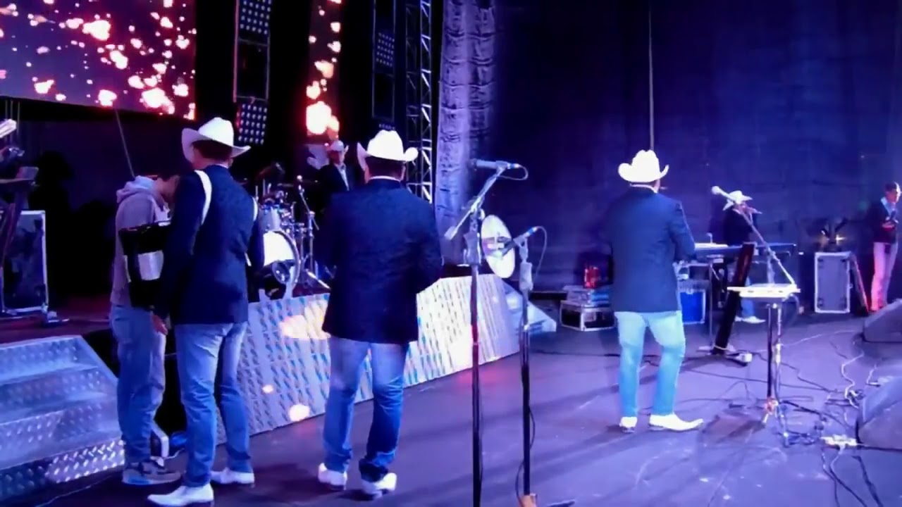 Grupo Legitimo - 😍 En Vivo parte 1