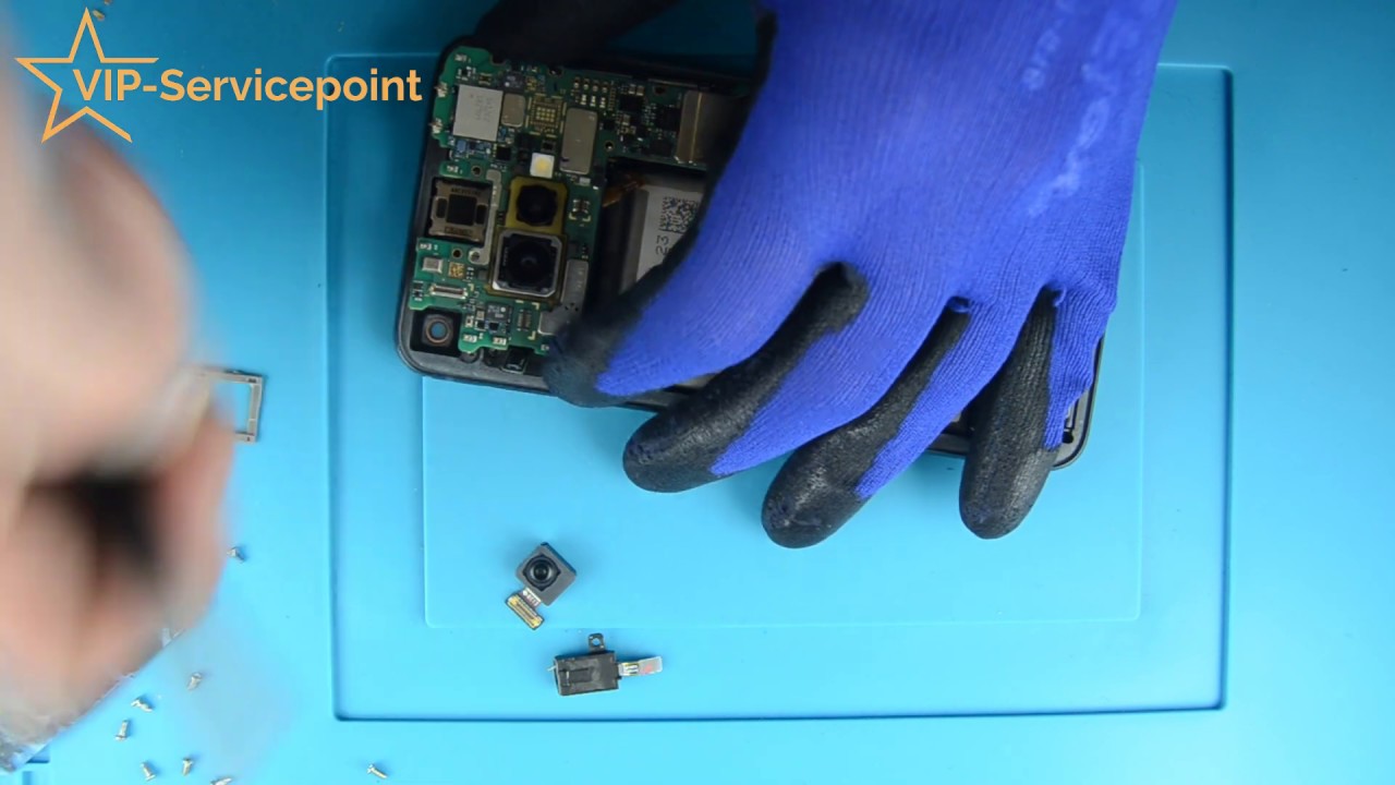 Samsung Galaxy S10E  World's First Teardown Disassembly