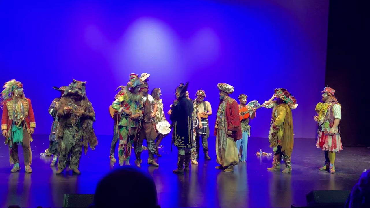 Pasodoble “Come cuando tiene sueño” de Los Carnívales