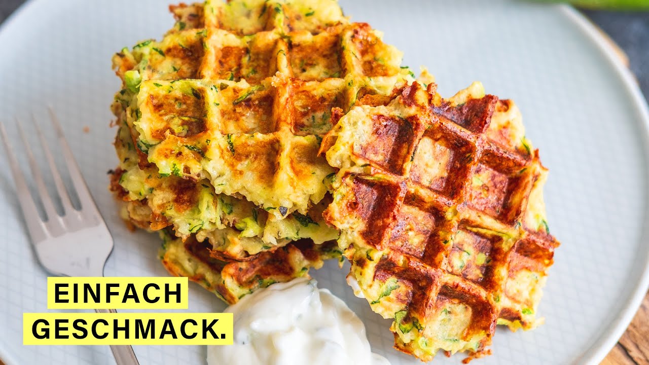 Schnelle Zucchini Rezepte: Heute gibt es Zucchini-Käse-Waffeln!