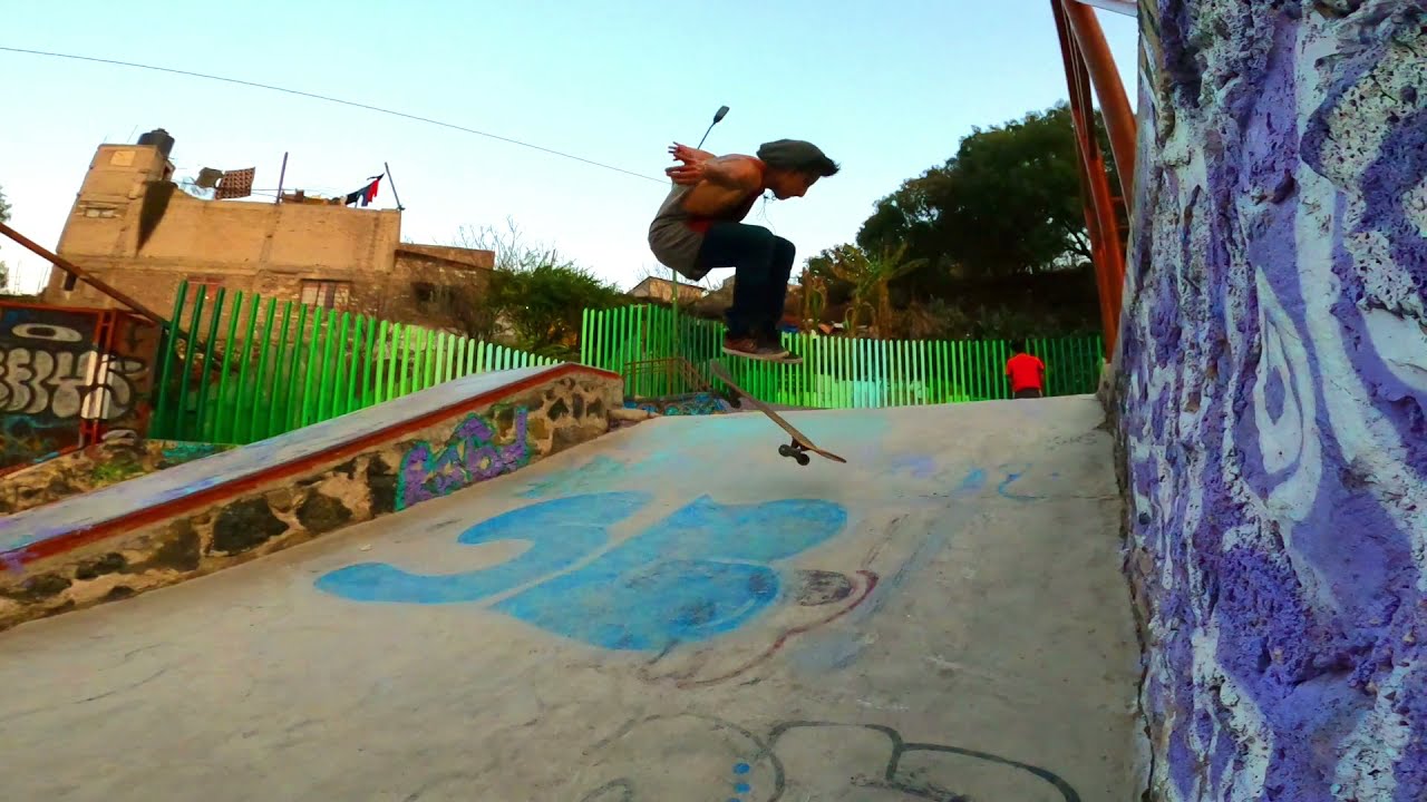 TRUCOS de SKATEBOARDING en CÁMARA LENTA Slow Motion