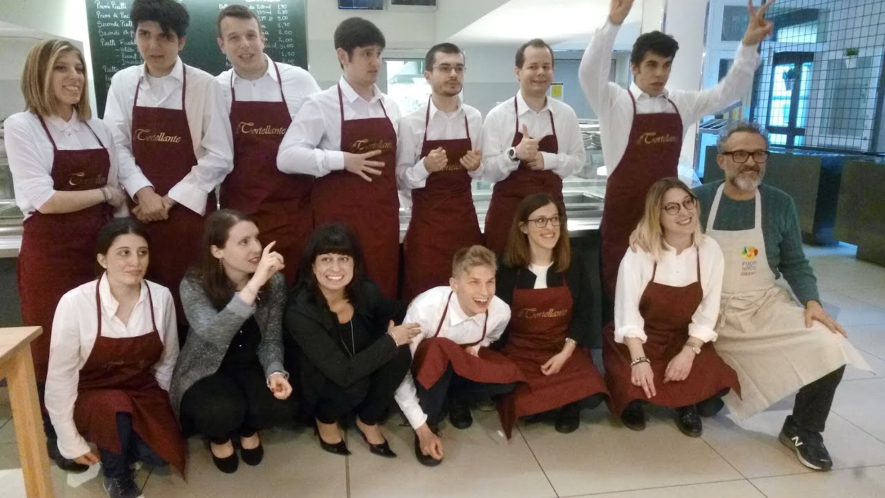 Massimo Bottura e i ragazzi di 'Tortellante'