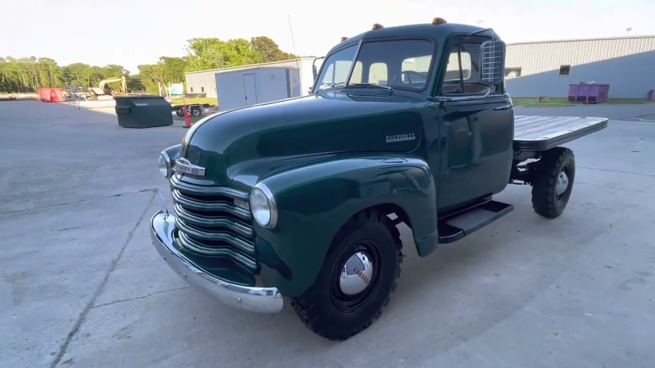 1952 Chevrolet 3600 in its glory!