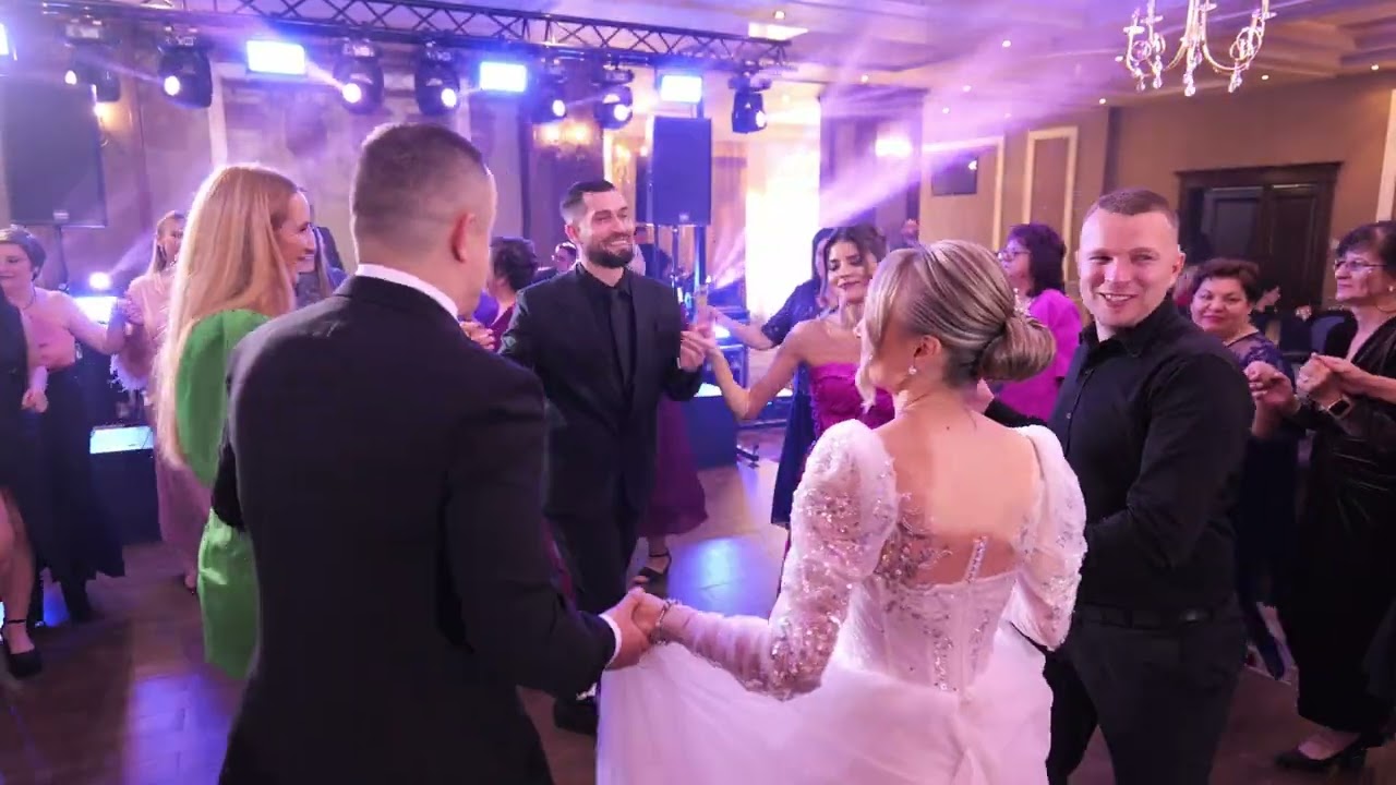 🔴 LIVE Nunta🎶Claudia Olariu Stroie 🎶 Bea finu si cu nanasu' ❌Nunta Alex 💕 Delia
