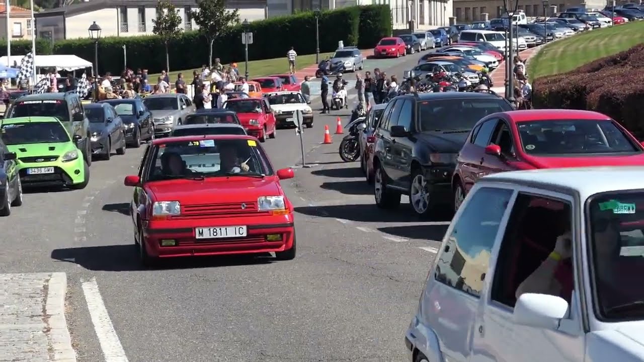 Concentración Renault 5 GT Turbo Ciudad de Ávila