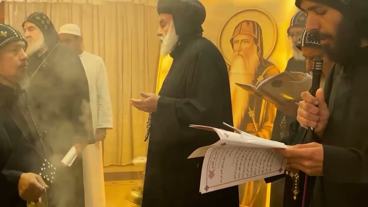 عشية عيد الصليب المجيد من عين الماء إلى مائدة الآباء الرهبان داخل دير القديس العظيم الانبا انطونيوس