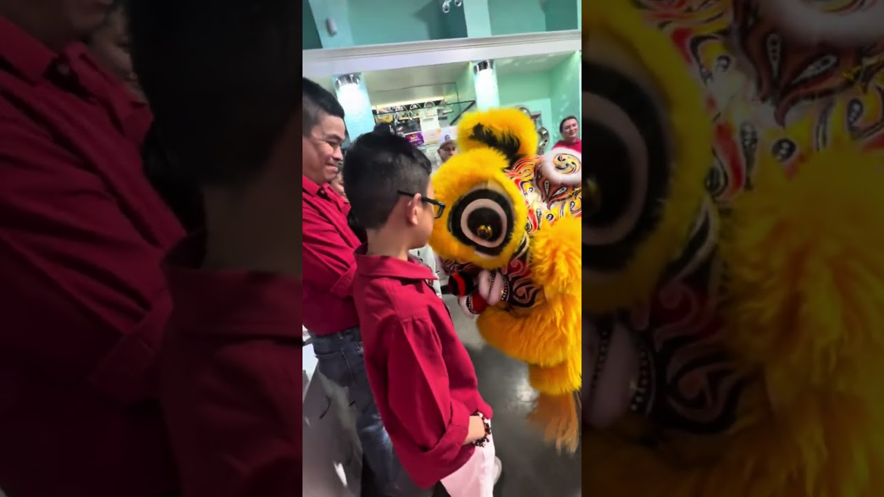 Lunar New Year Lion & Dragon Dance at Polished Nail Salon | Vietnamese New Year Celebration in OKC