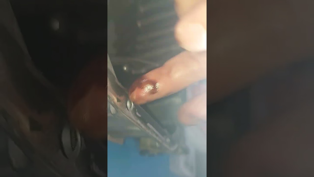 Sprawdzamy czystość silnika od środka po przebiegu 105 tys. EA288 Octavia  2.0 TDI CKFC .Cz 2