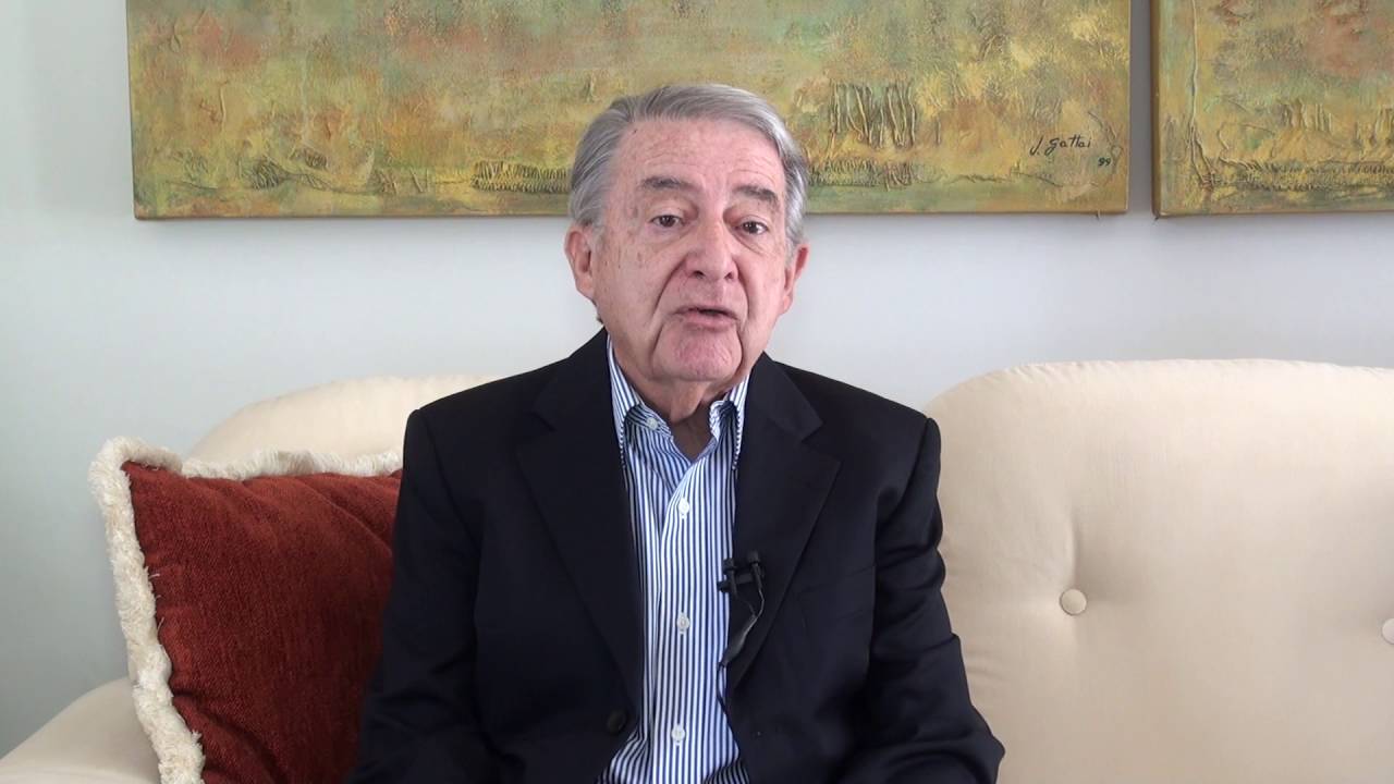 Grandes M&eacute;dicos - Dr. La&eacute;rcio Moreira Valen&ccedil;a
