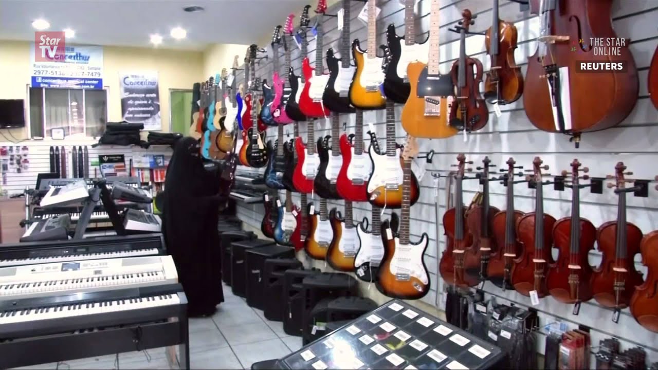 Heavy metal Muslim seeks acceptance of her burka