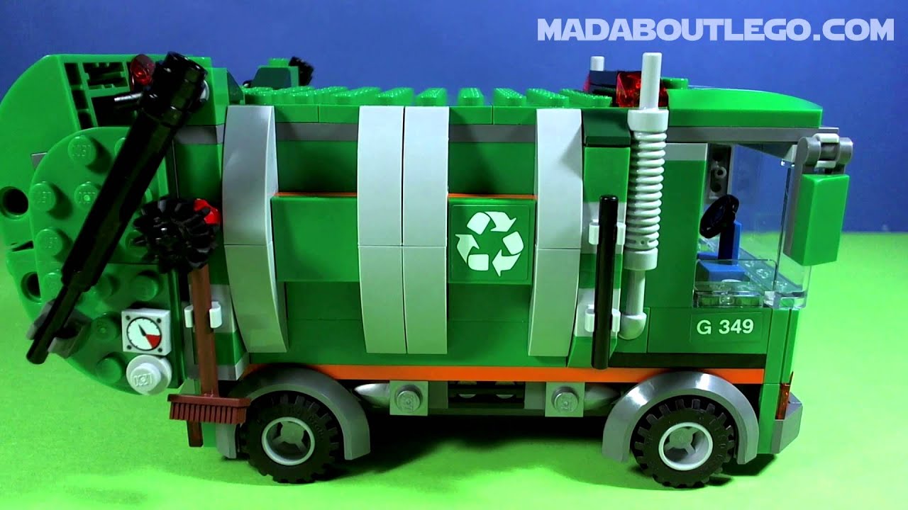 The LEGO Movie Garbage Truck 70805