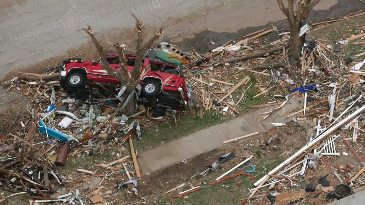 Aerial Photographs From the 2007 Greensburg Tornado
