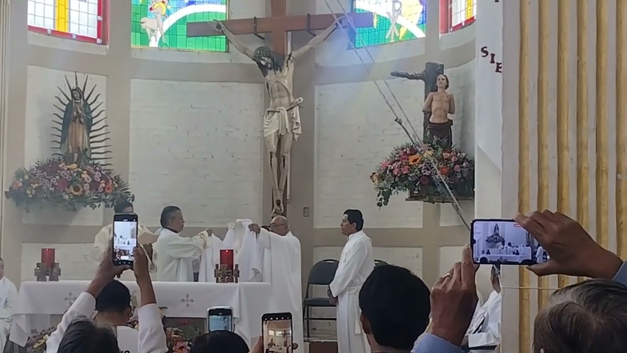 RECEPCION DEL NUEVO PARROCO JORGE ARTURO CISNEROS PARROQUIA SAN SEBASTIAN TLAMATOCA 