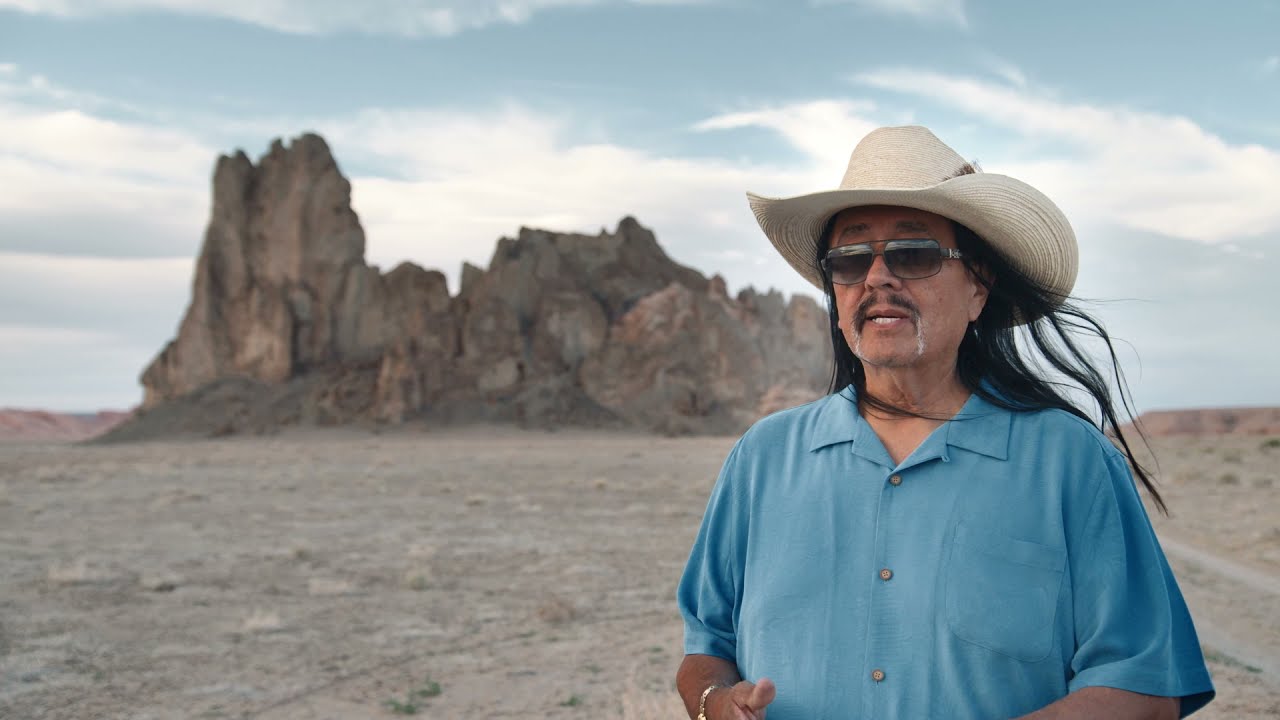 Jesse Monongya: Where Navajo and Hopi Traditions Meet Inlay
