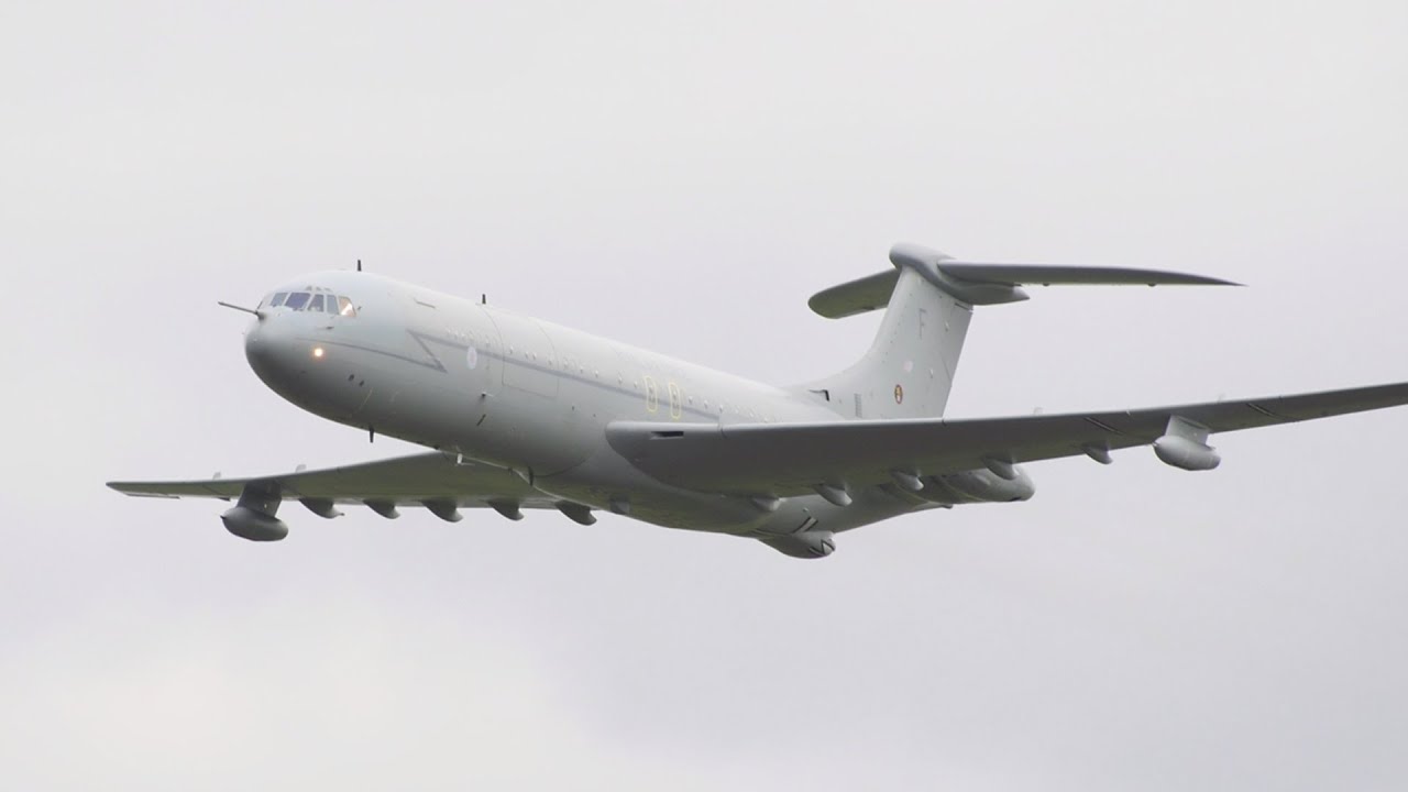 VC10 ZA147 farewell flight over Birmingham