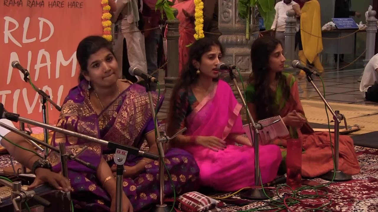 Radhe jaya jaya madhava dayite - World Holy Name Festival | Kirtan by Amrutha Somaiaha | Day 2