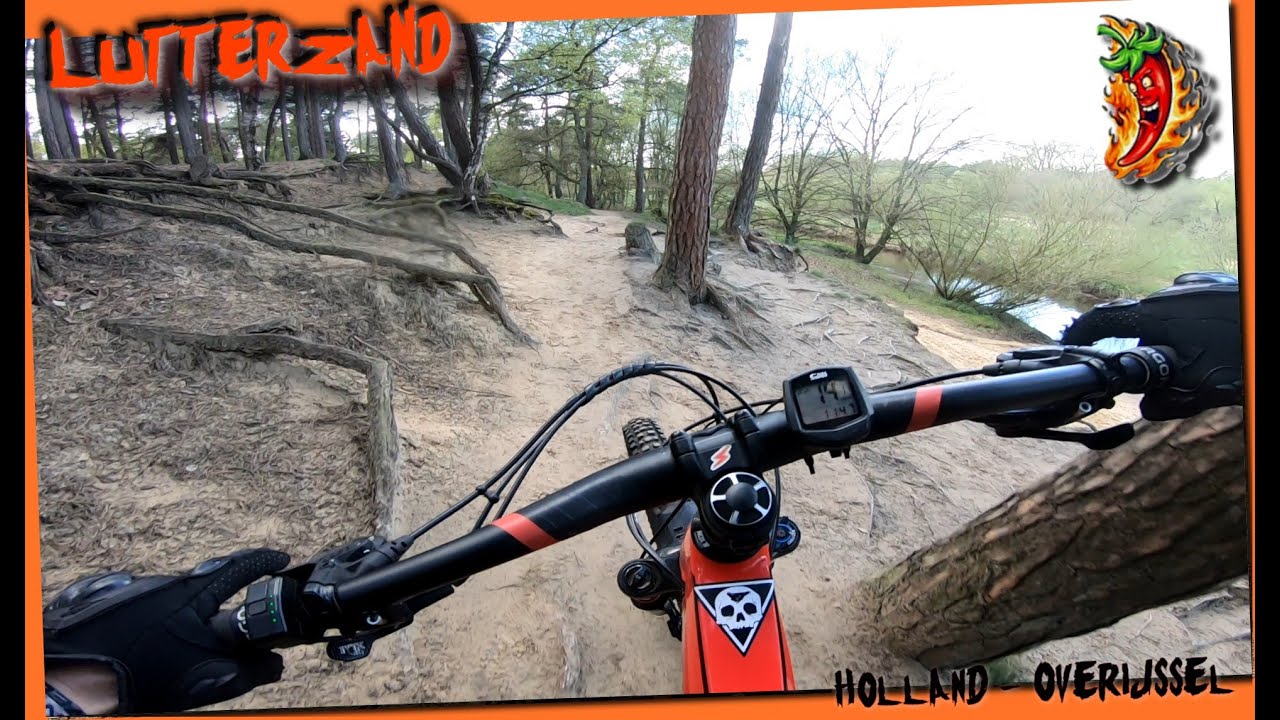 funny sandy in Lutterzand - NOX light eBike - netherlands #funny #cycling #bike #woman