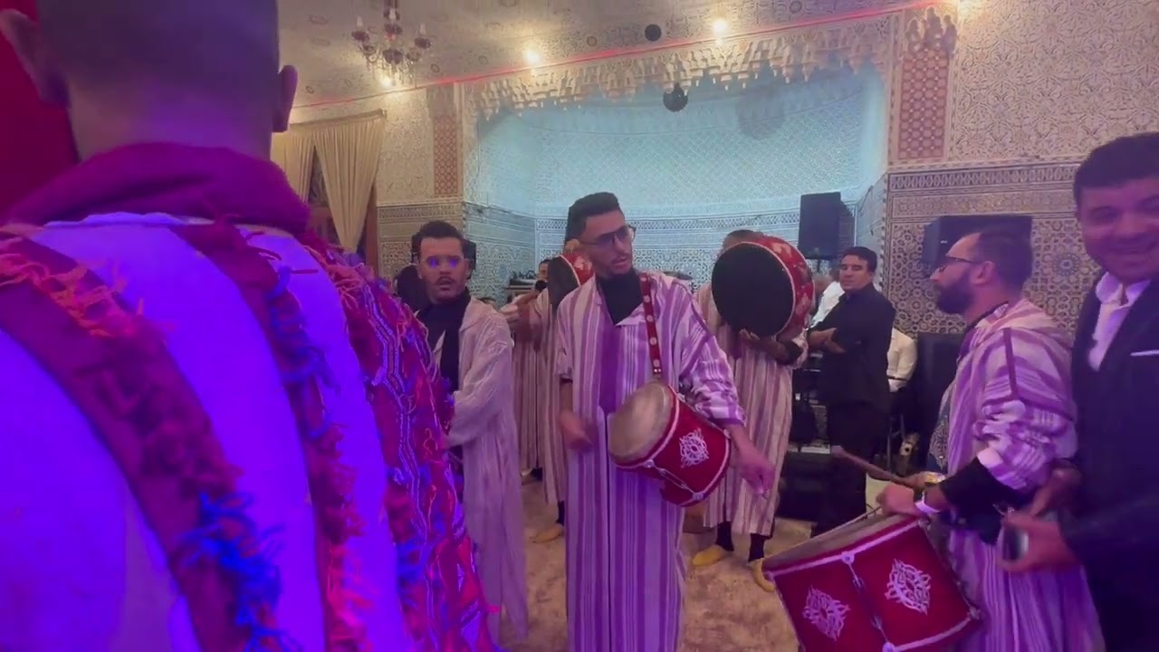 الفخامة المغربية .عرس مغربي من تنشيط المقدم المهدي عيشوش و الفنان رشيد المريني