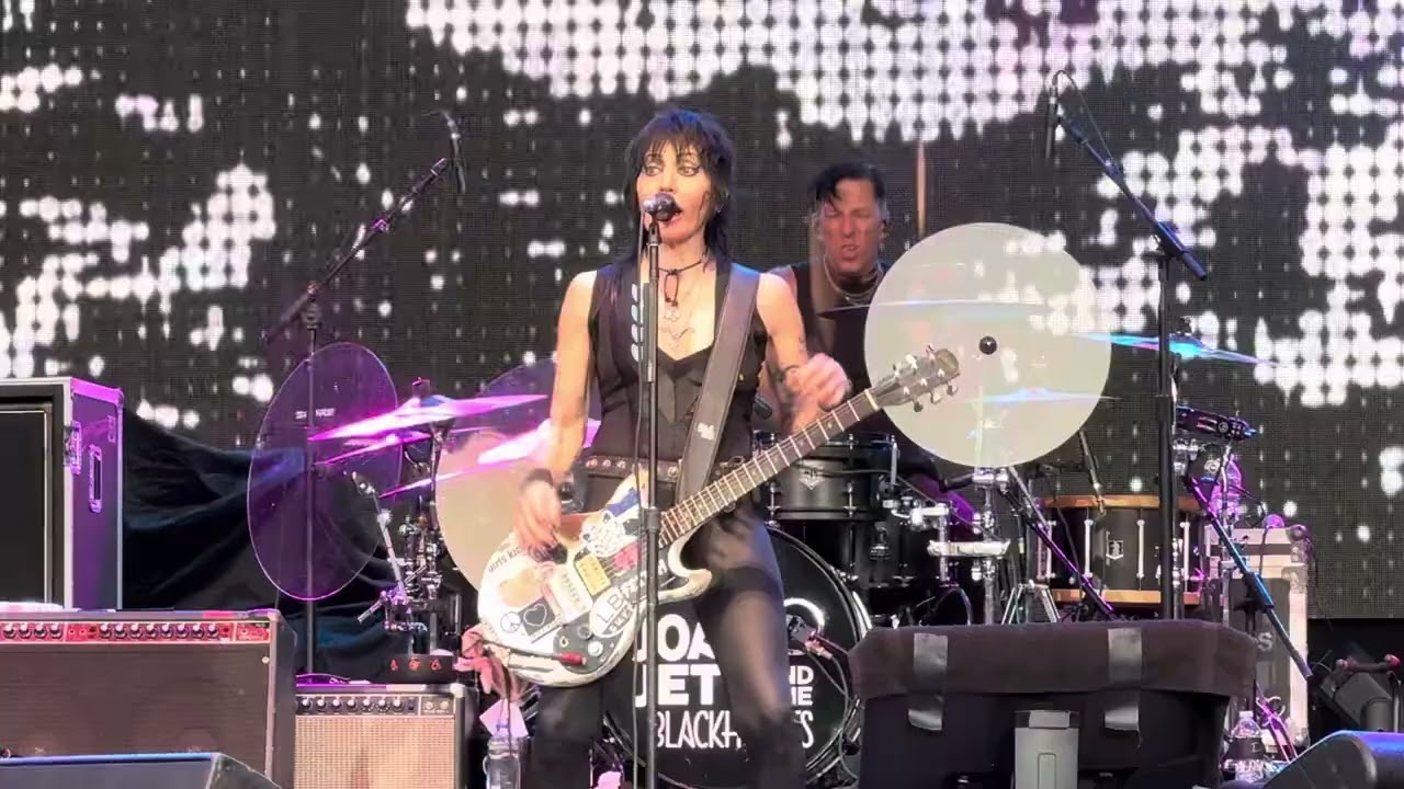 Joan Jett - Crimson & Clover, Salt Lake City, 8/1/2024 live