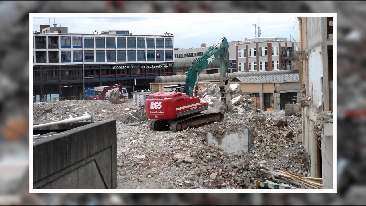 Almelo Een groot gat in het centrum van Almelo