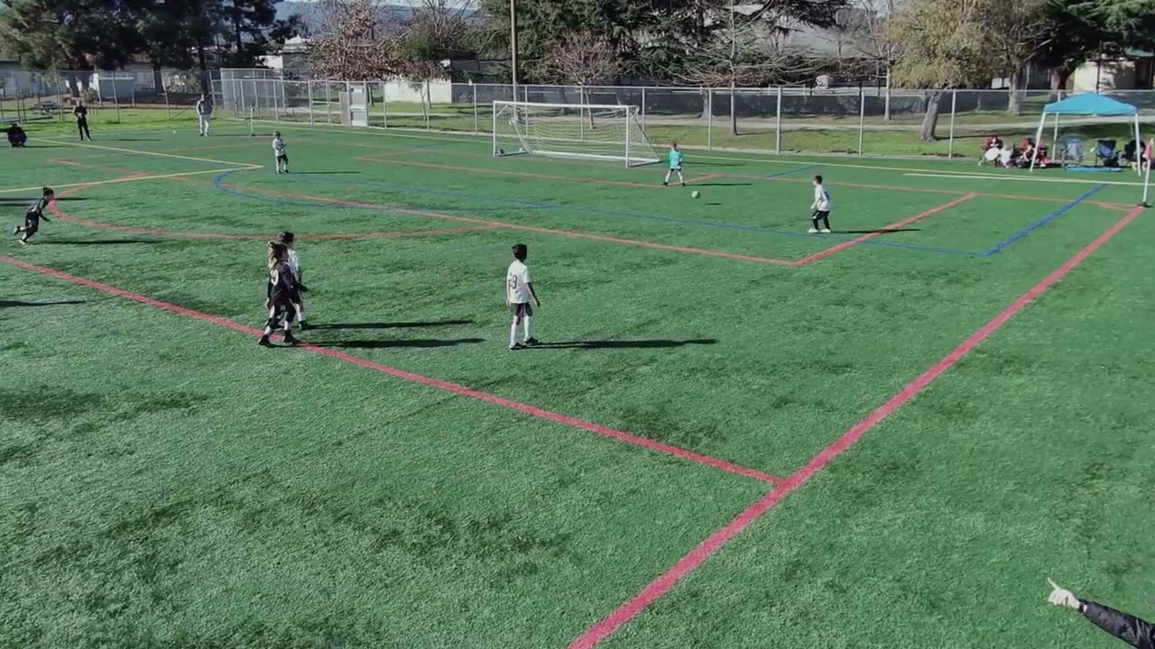 De Anza Force 18B Elite vs. Almaden Fc Mercury B17 Yellow - 4:3 - 2nd Half