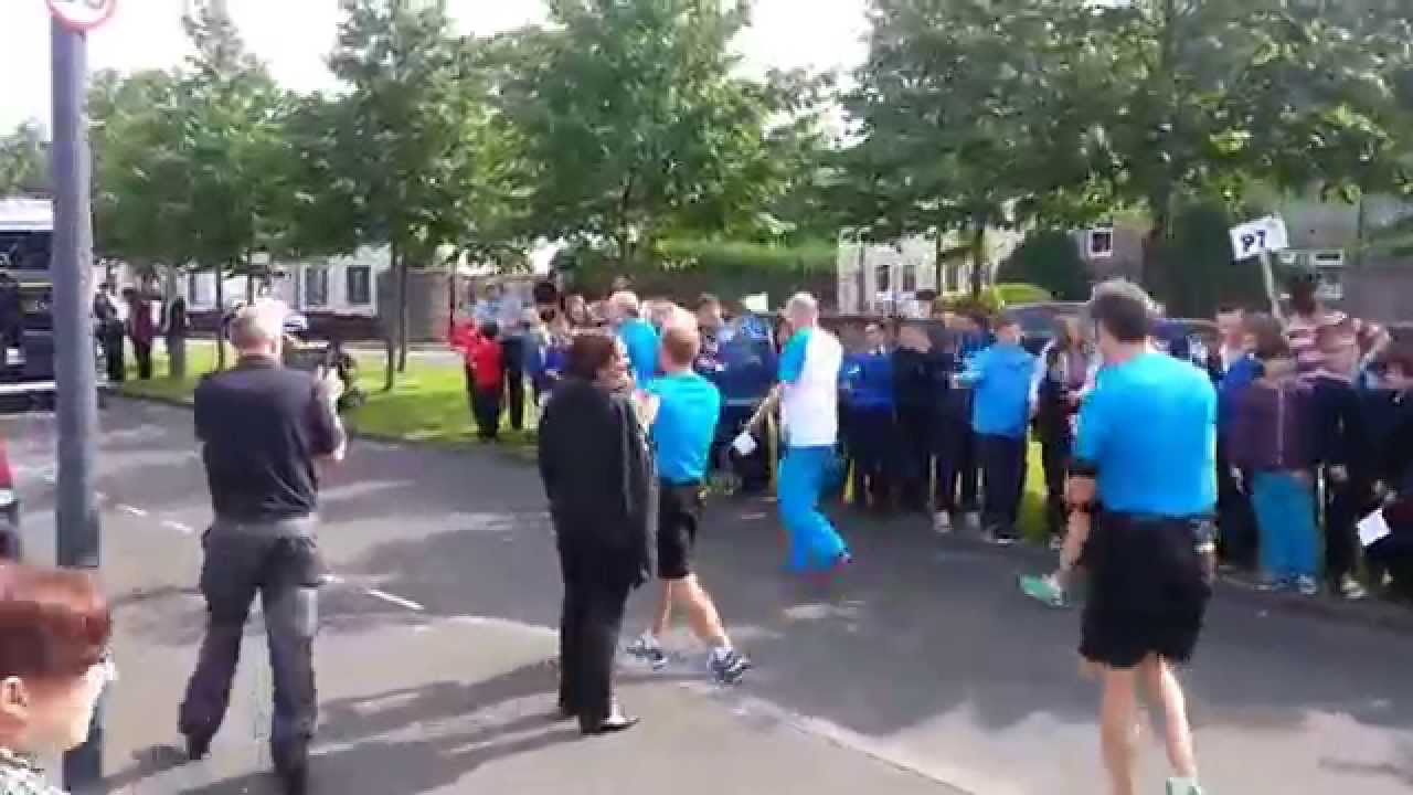 Queen's Commonwealth Baton in Alloa (Broad Street) 25 June 2014