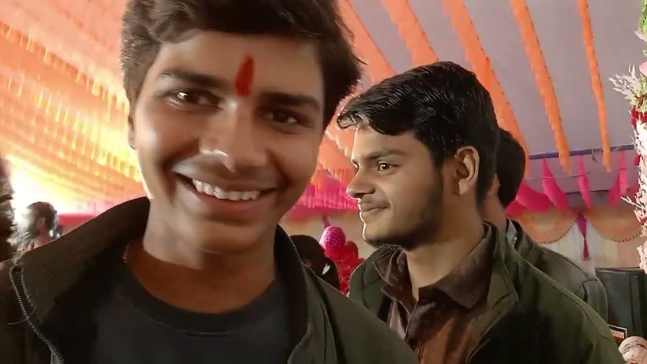 bhandare me aa gye do do jagah