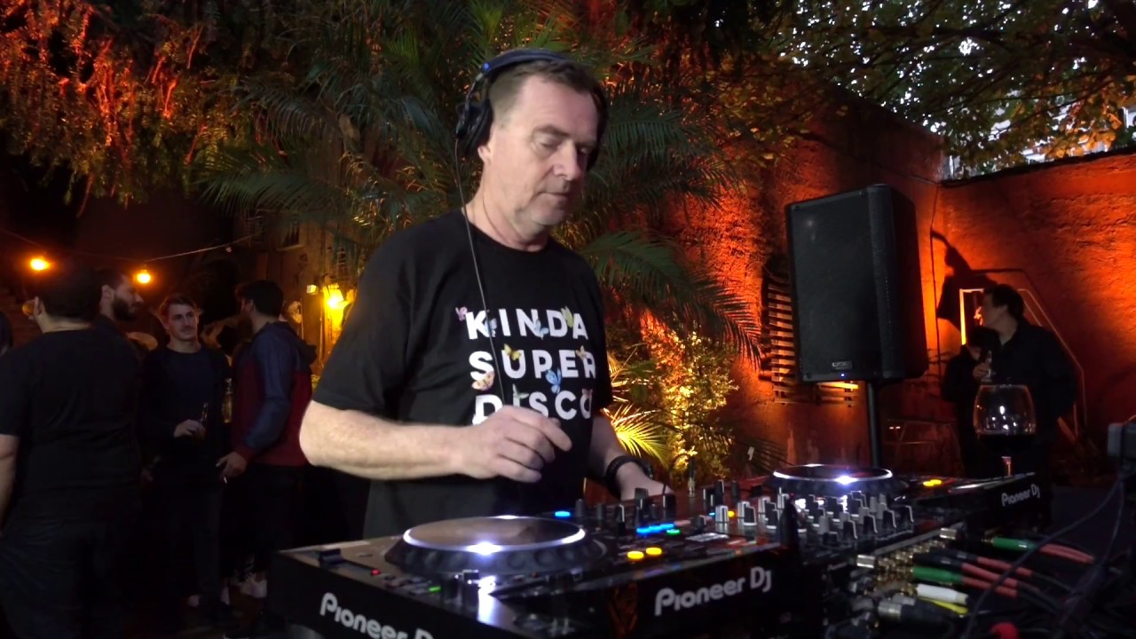 Arjaus Presenta: Nick Warren
