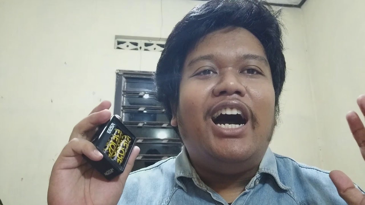 Reviewing A Product (Liquid Oat Drips by JVS Distribution x Steam Queen Juice)