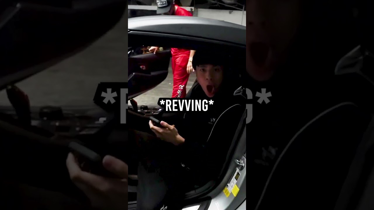 Рэй не может перестать газовать на своей новой Toyota Supra! 🔥😂