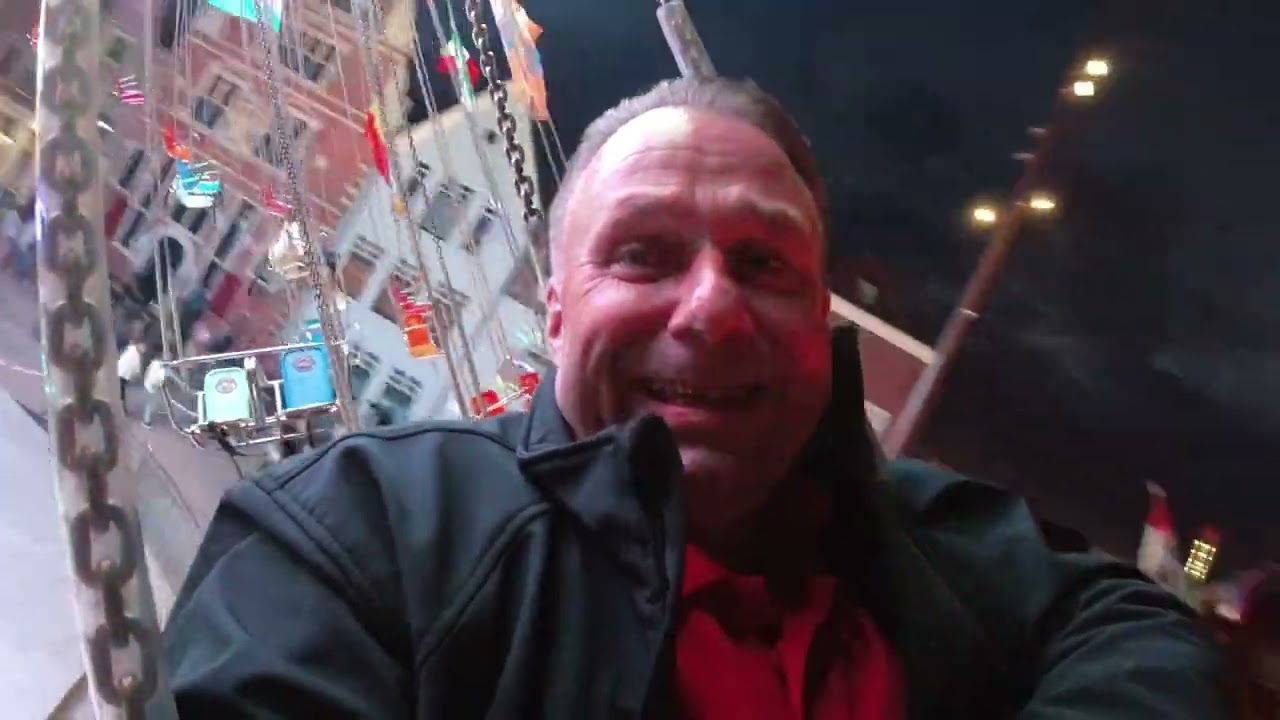 Onride (POV) El Mundo (Thomassen van der Donk) Kermis (Kirmes) (Funfair) Hoorn 2023