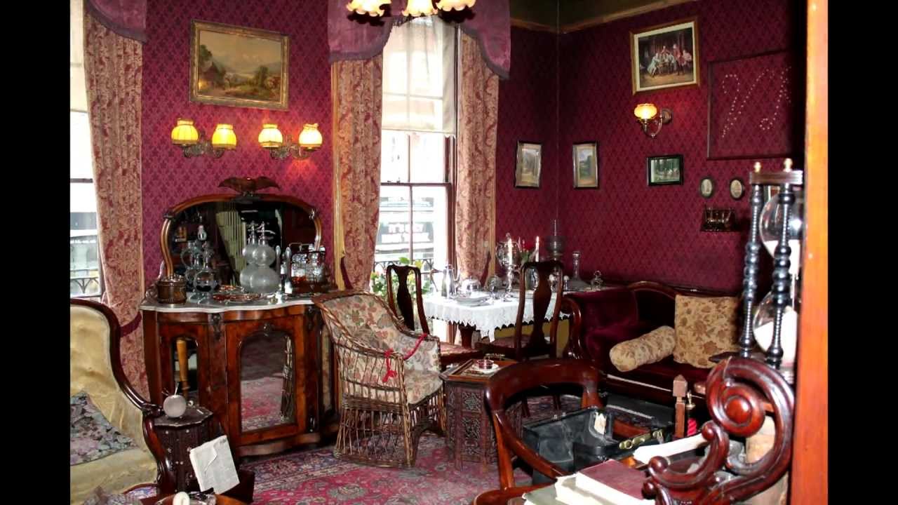 A walk through the Sherlock Holmes Museum