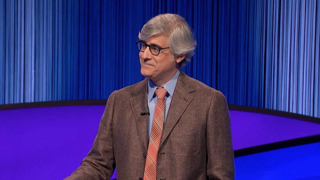 Sneak: Mo Rocca's Unusual Prep - Celebrity Jeopardy!