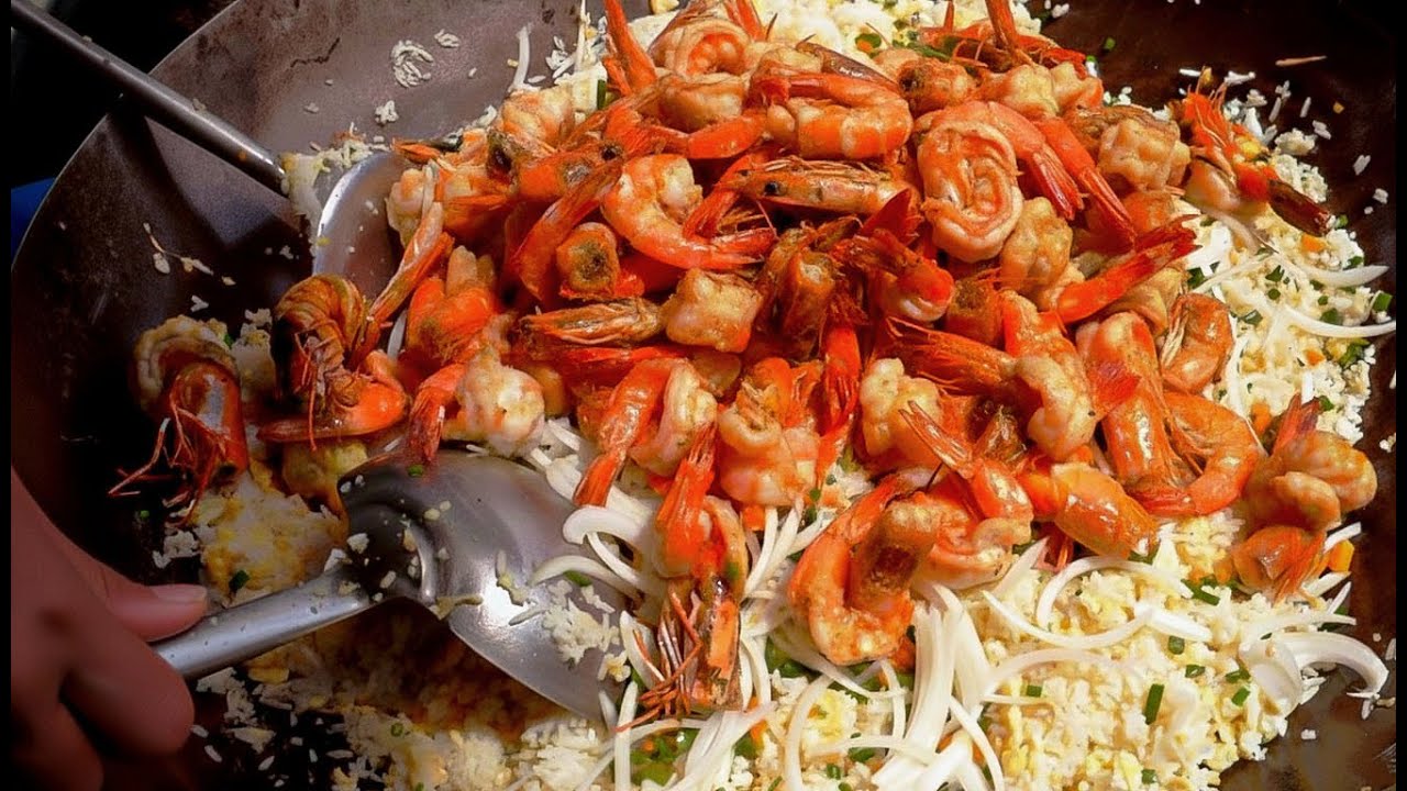 Вкусно! Множество креветок в этом восхитительном жареном рисе! | Азиатская уличная еда